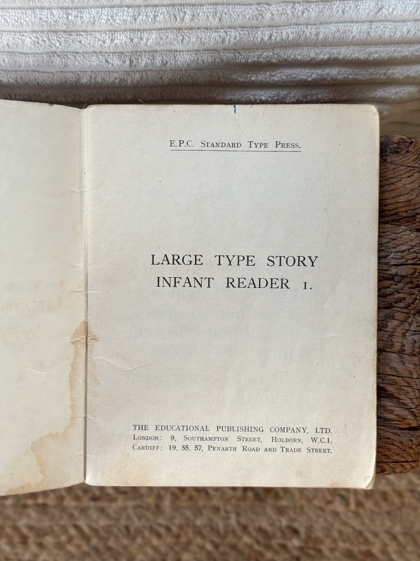 Antique 1920s E.P.C Large Type Infant Reader, Educational Publishing Company Ltd.