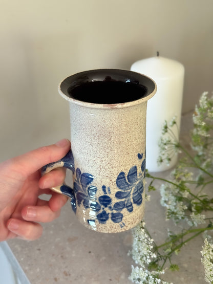 German Studio Pottery Mug – Hand-Painted Blue Florals, Charlottenburg