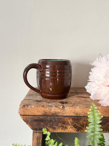 Vintage Welsh Slipware Mug – “Iechyd Da” by Creigiau Pottery