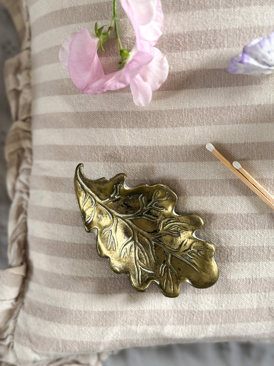 Vintage Solid Brass Oak Leaf Dish,  Made in England