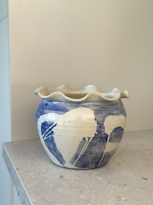 Rare Large Studio Pottery Scalloped Planter by Monkleigh Pottery, North Devon