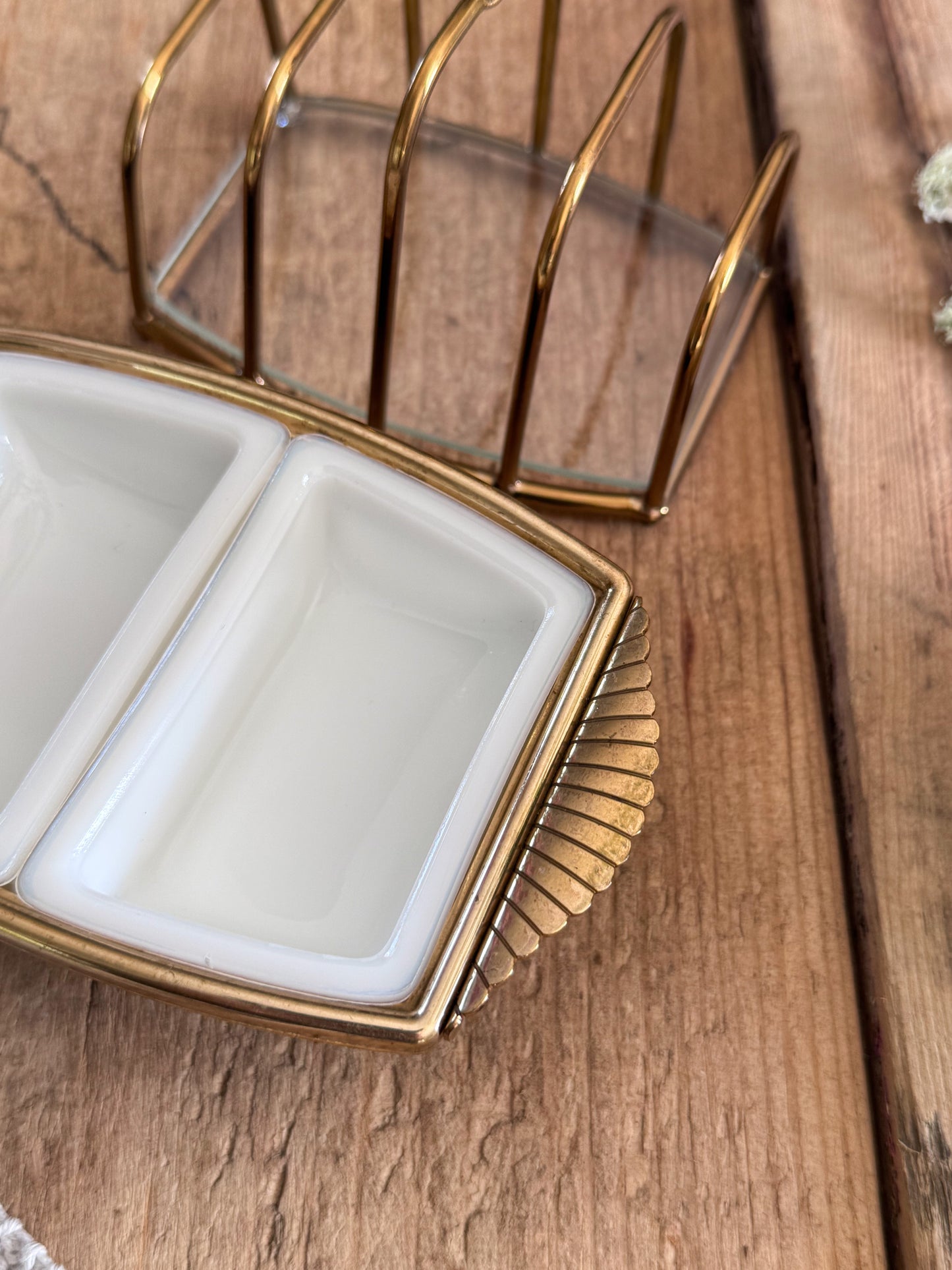 Vintage Midcentury Brass Toast Rack & Preserve Holder with Scalloped Handles