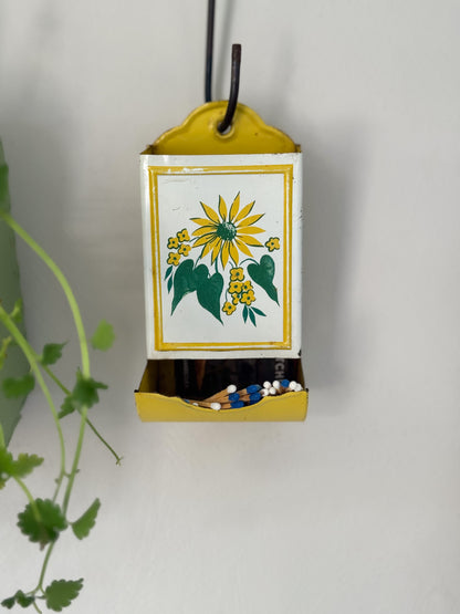 Vintage Enamel Sunflower Wall Mountable Match Holder