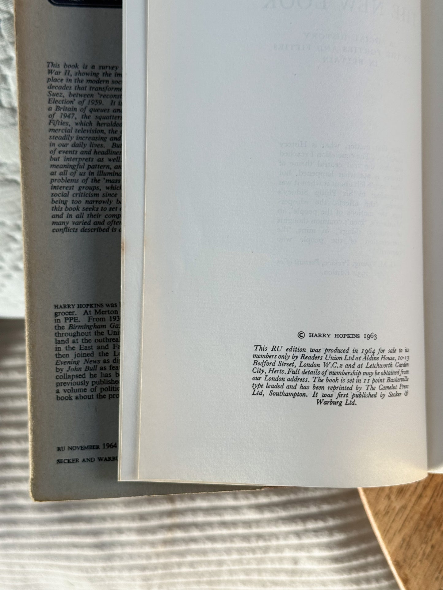 The New Look: A Social History of the Forties and Fifties - Harry Hopkins, Readers Union edition, London, 1964
