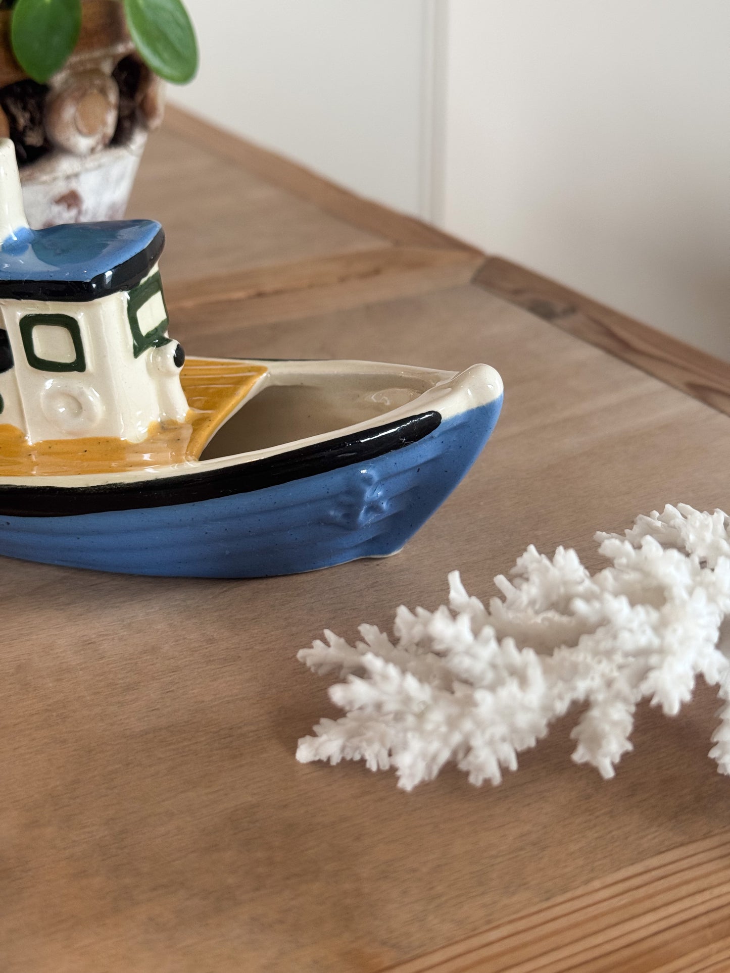 Vintage Dartmouth Pottery Devon Boat Candle Holder/Match Pot (with Beeswax Candles)