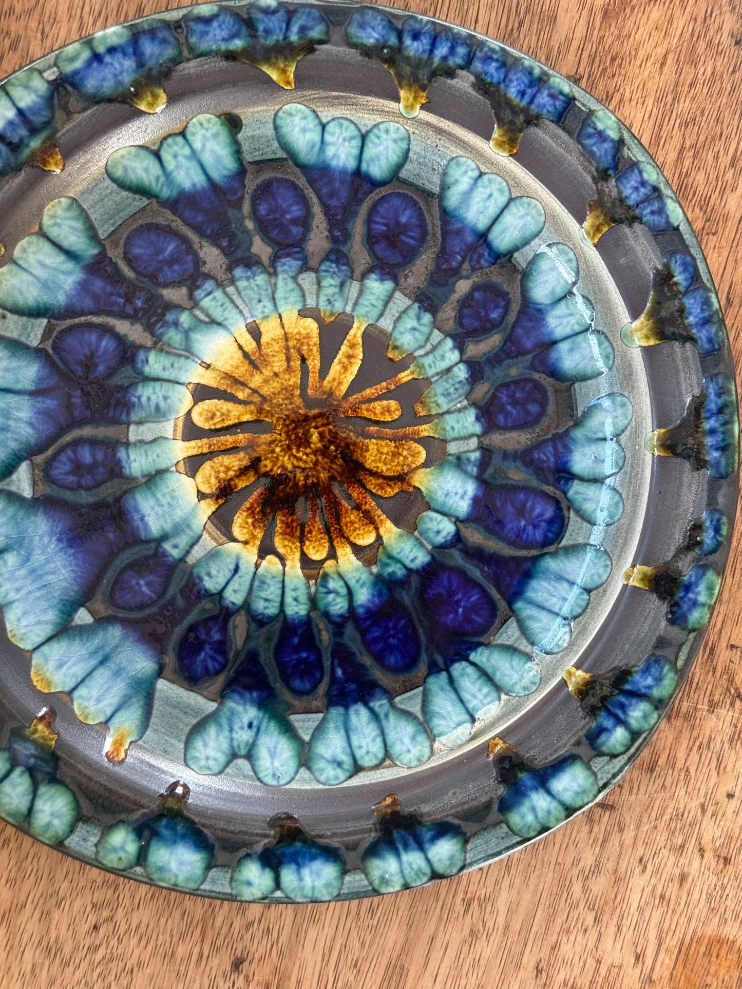 Incredible Vintage Bwthyn Pottery Plate, Barmouth, Wales (c.1950s–1970s)