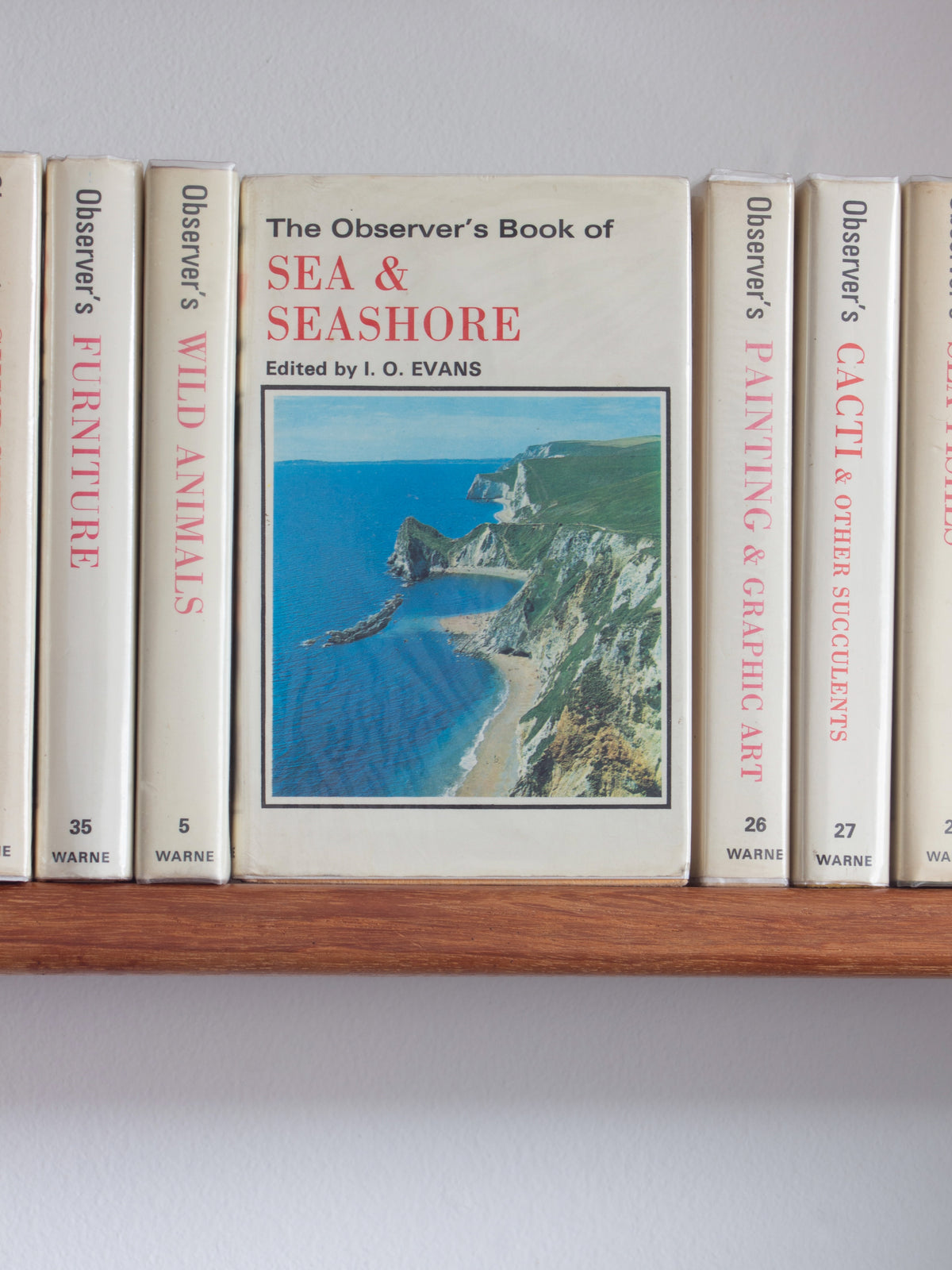 ‘Build Your Own’ Vintage Observer's Pocket Book Bundle - With Dust Jackets