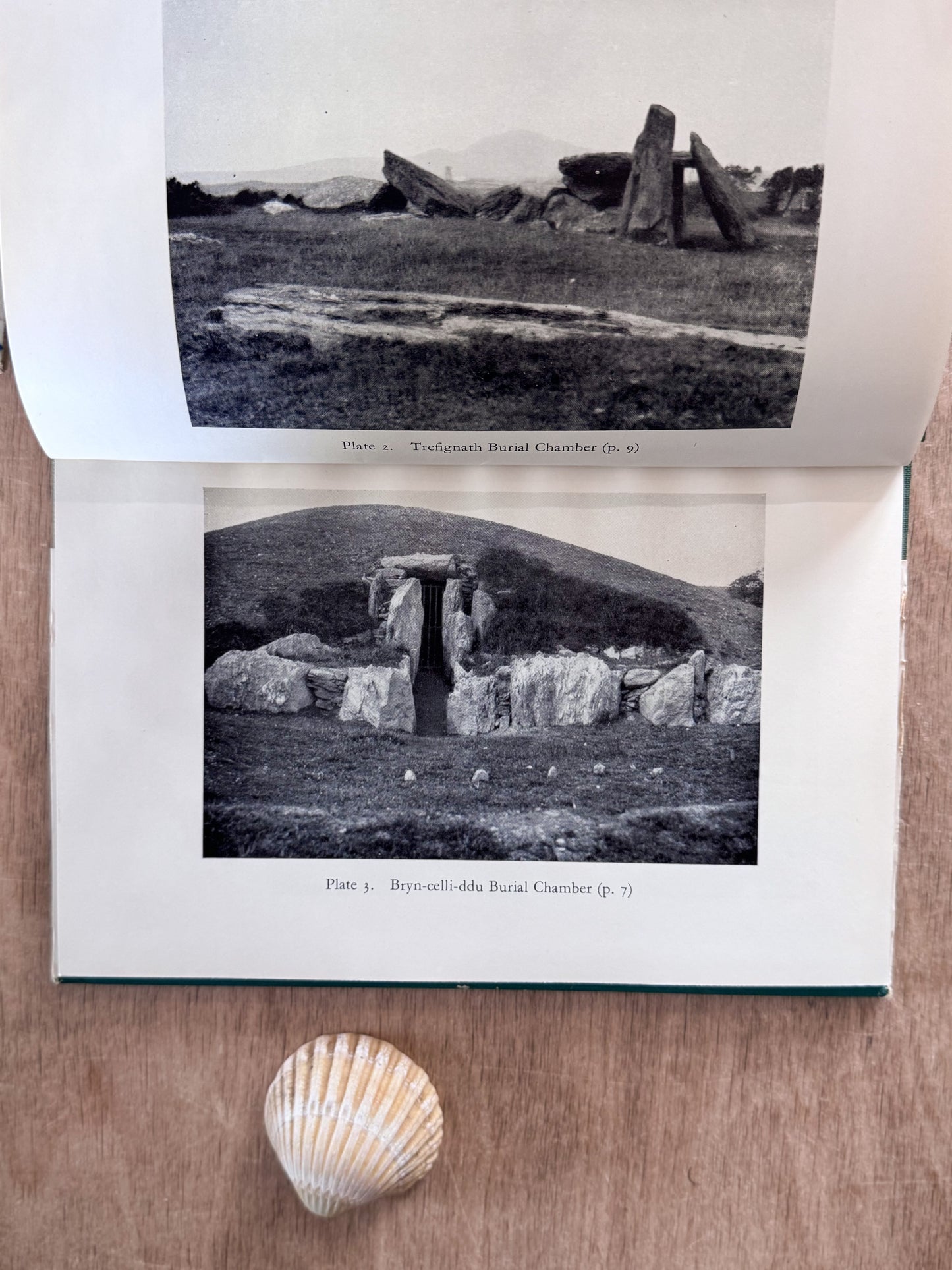 Ancient Monuments of North Wales,
Illustrated Regional Guide No. 5, 1959