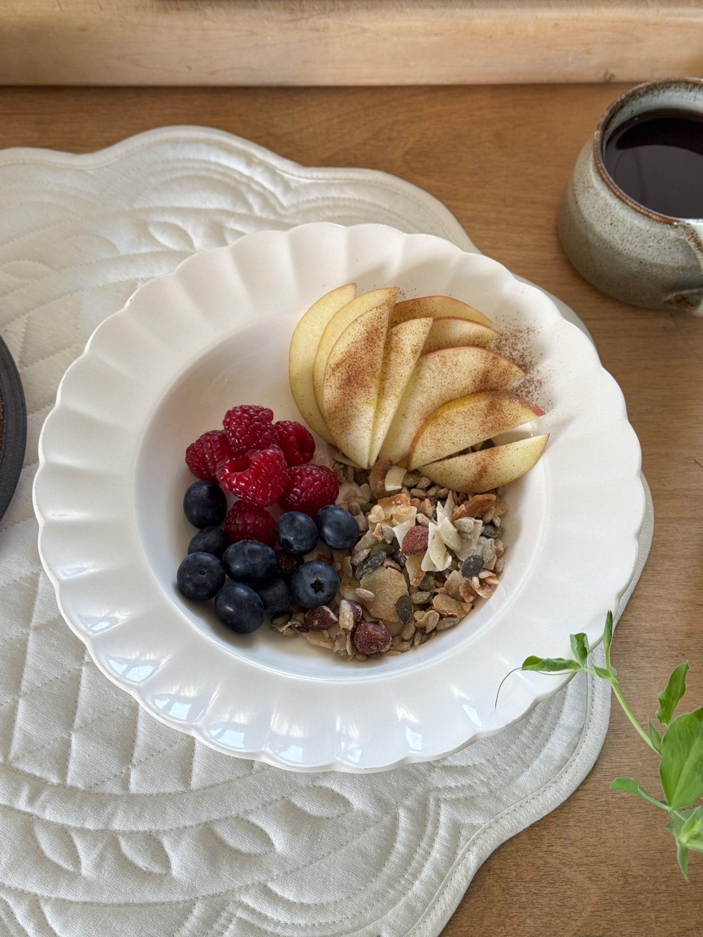 Vintage Edinburgh Castle Scalloped Edge Bowl