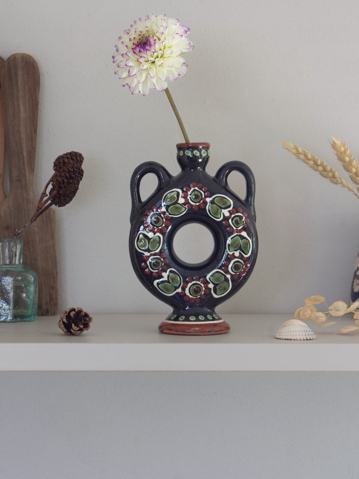 Vintage Floral Ukrainian Kumanets Ring Vase