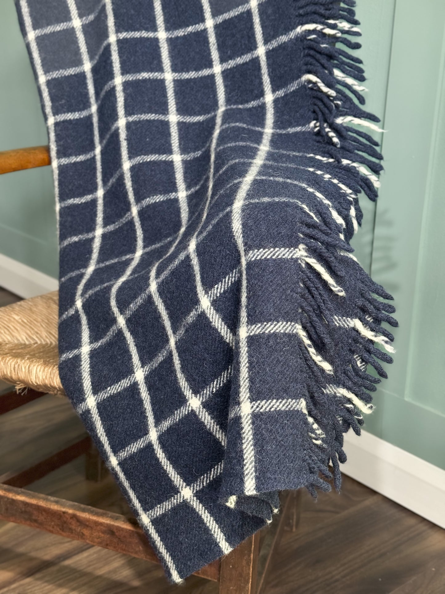 Country Living Powys 100% Welsh Wool Blanket 200cm x 150cm (King Size)