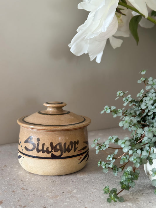 Rare Welsh Studio Pottery ‘Siwgwr’ Lidded Pot – Abaty Pottery