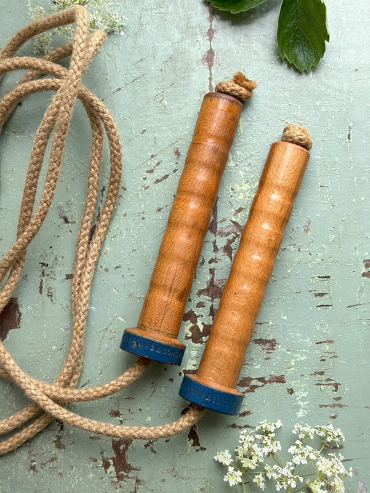 Antique Joseph Lumb & Sons Bobbin Skipping Rope