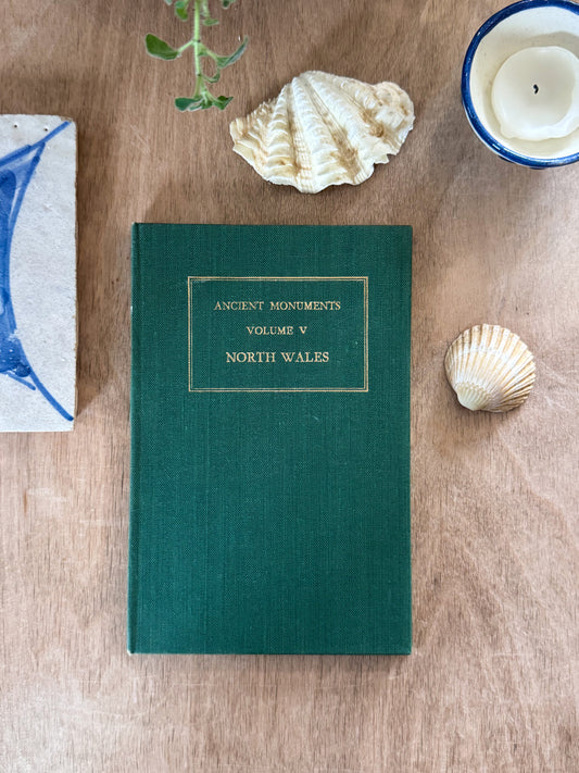 Ancient Monuments of North Wales,
Illustrated Regional Guide No. 5, 1959