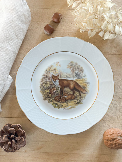 Vintage Welsh Porcelain Scalloped Plate ‘A Fox & Her Cubs’ by Silurian Crafts, Wales