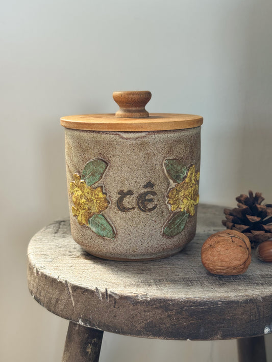 Vintage Welsh Studio Pottery Tê / Tea Jar by Tregaron Pottery