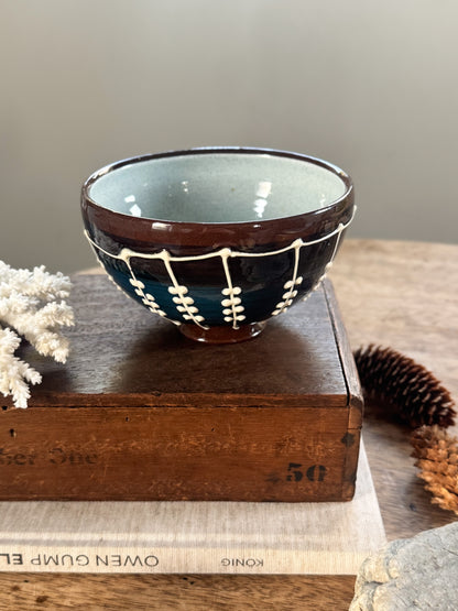 Rare Vintage Welsh Studio Pottery Slipware Bowl, Mid-1950s Llangollen by Rhys & Jean Powell