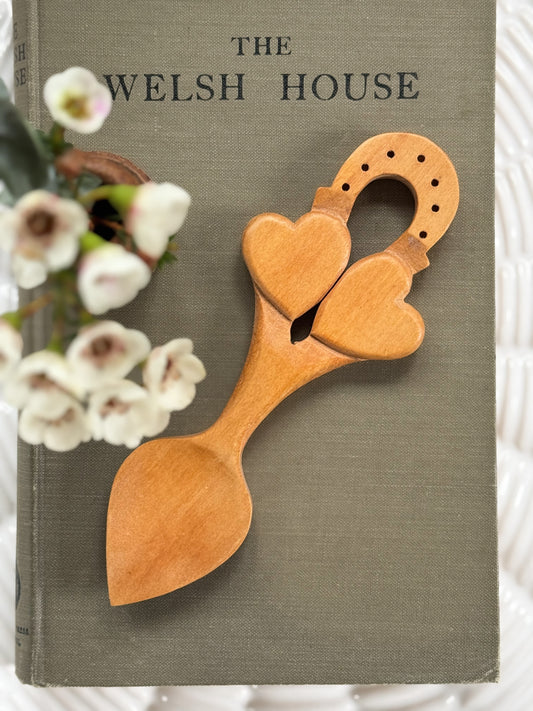 Heart of Fortune • Calon Llwyddiant
- Vintage Hand-Carved Welsh Love Spoon