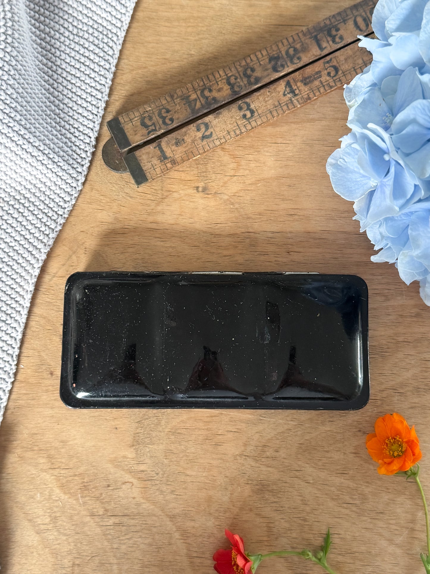 Vintage Reeves “Cheapside Colour Box No.2” Watercolour Tin