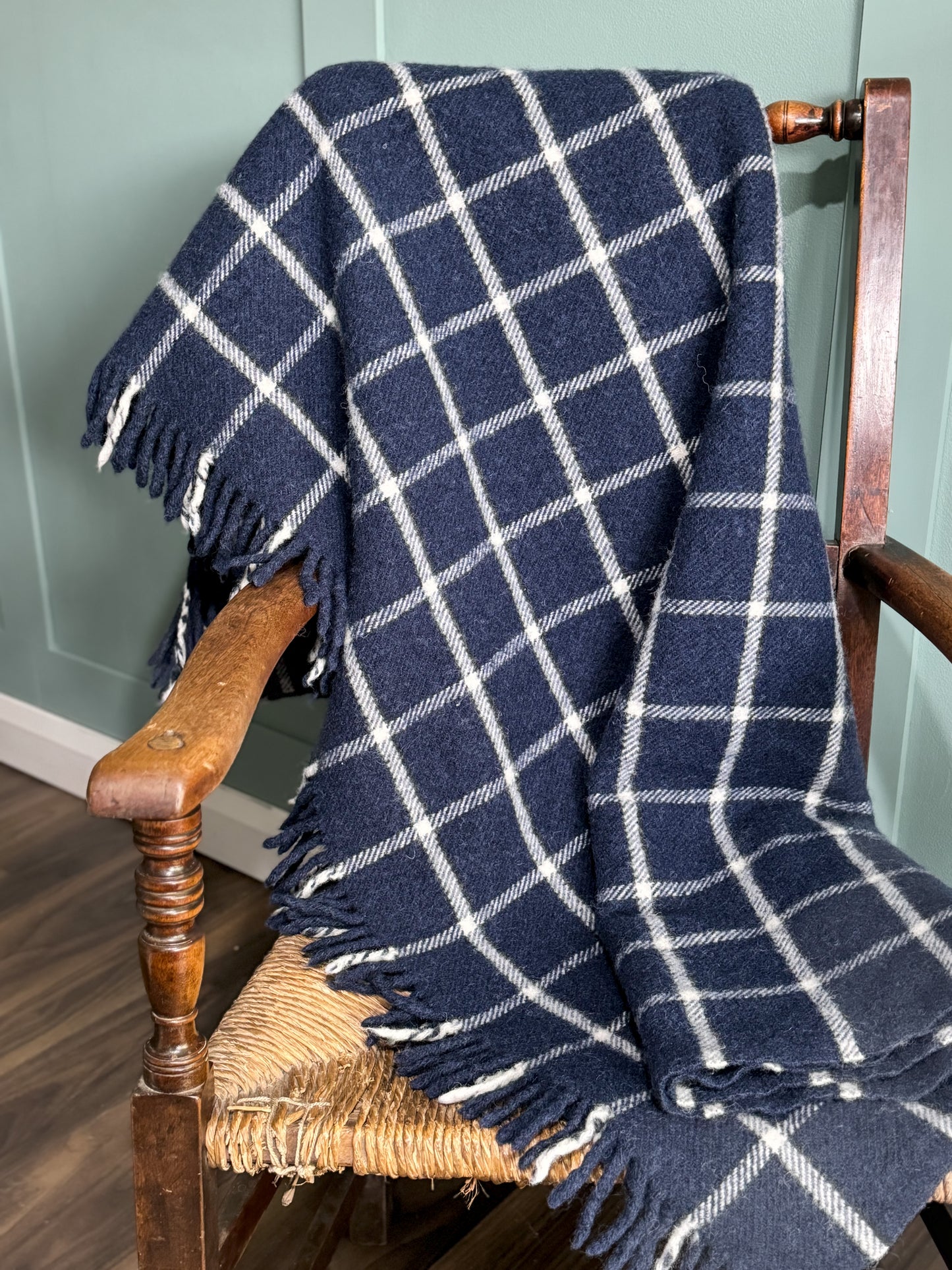 Country Living Powys 100% Welsh Wool Blanket 200cm x 150cm (King Size)