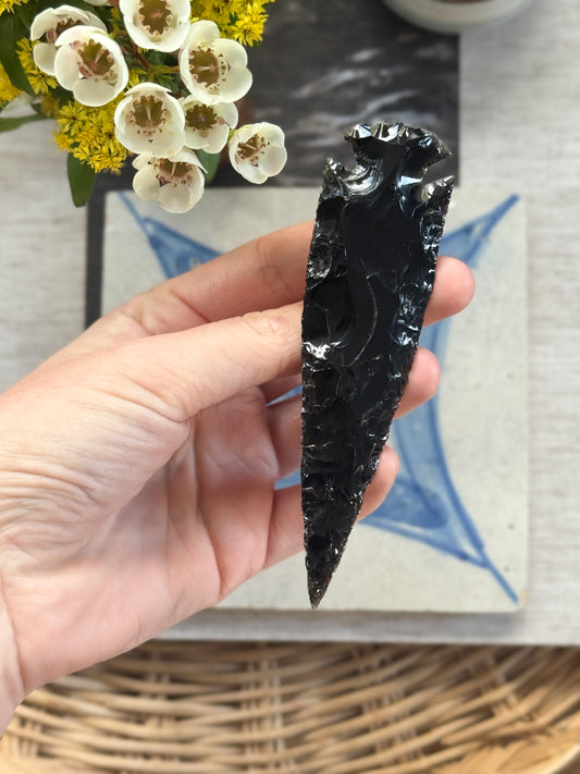 Hand-Carved Obsidian Arrowhead (Medium)