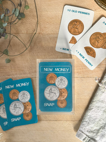 Vintage Early 1970s ‘New Money’ Snap Cards