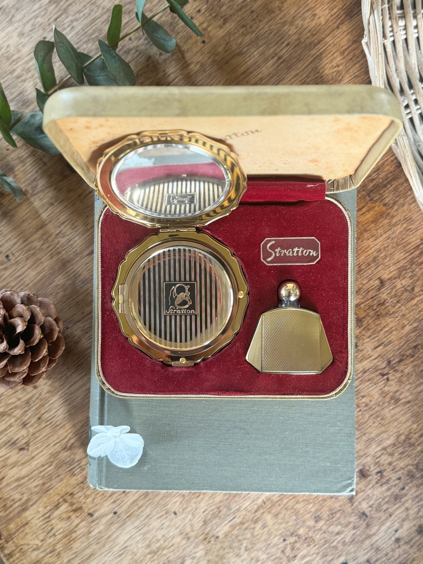 Vintage 1950s Stratton Brass Perfume Bottle & Compact Set | Vanity Set, Un-used & In Original Box