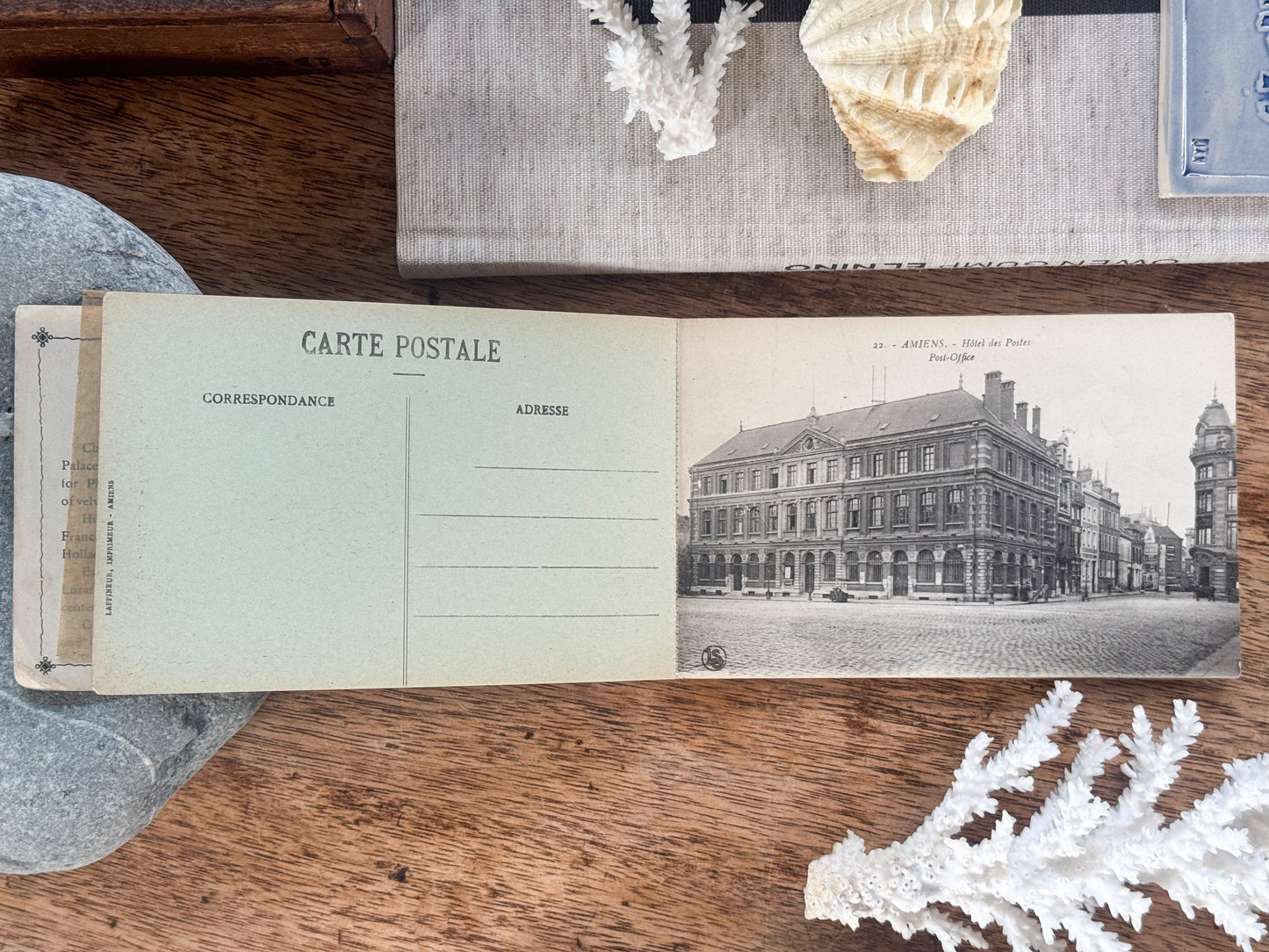 Vintage French ‘Amiens’ Postcard Booklet - Complete with 20 Unused Cartes Postales