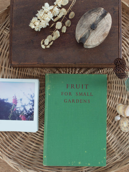Vintage 1951 ‘Fruit for Small Gardens’ by D. S. Crowther