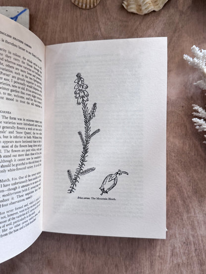 The English Heather Garden - D. Fyfe Maxwell & P. S. Patrick (1966, First Edition)
