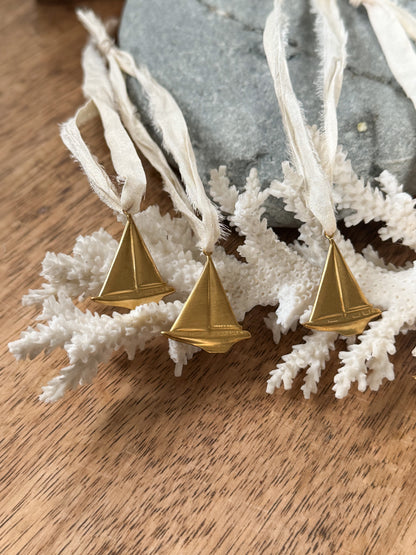 Handmade Miniature Brass Sailing Ship Decorations (Set of 5)