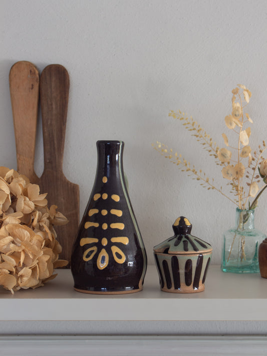 Vintage Slipware Cruet Set | Vinegar & Salt