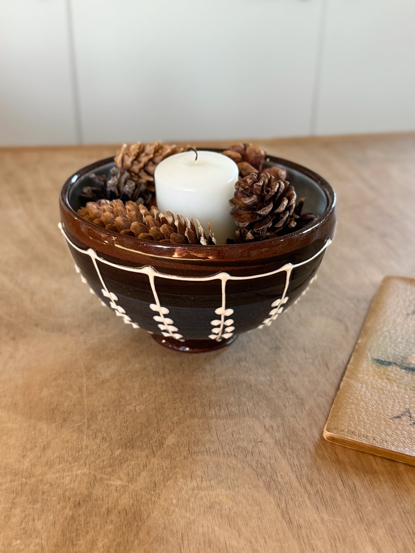 Rare Vintage Welsh Studio Pottery Slipware Bowl, Mid-1950s Llangollen by Rhys & Jean Powell
