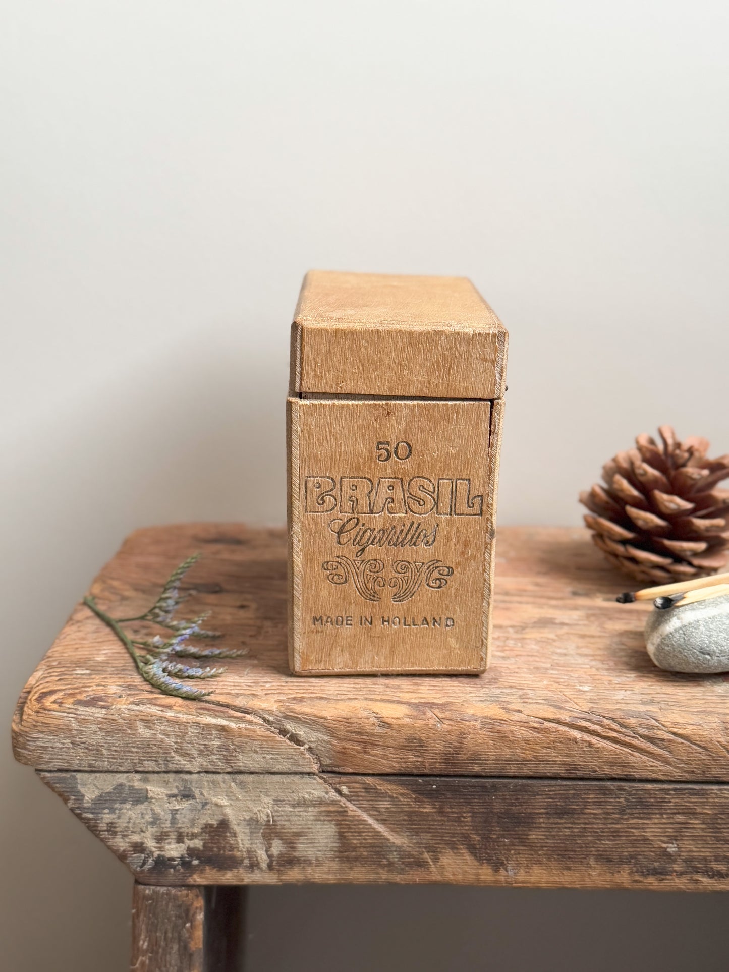 Ritmeester Vintage Wooden Cigarette Box