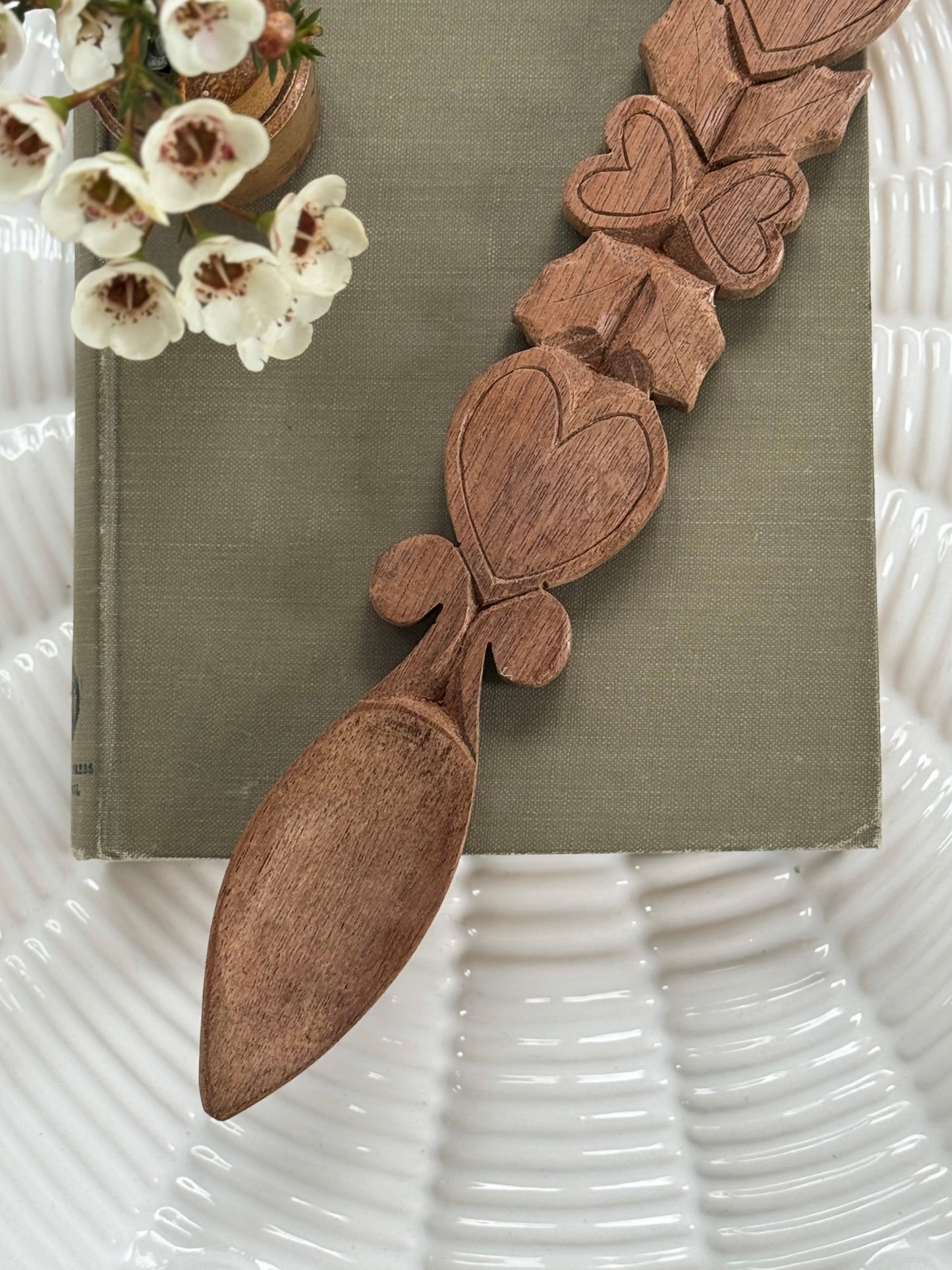 Eternal Love • Cariad Tragwyddol - Vintage Hand-Carved Welsh Love Spoon
