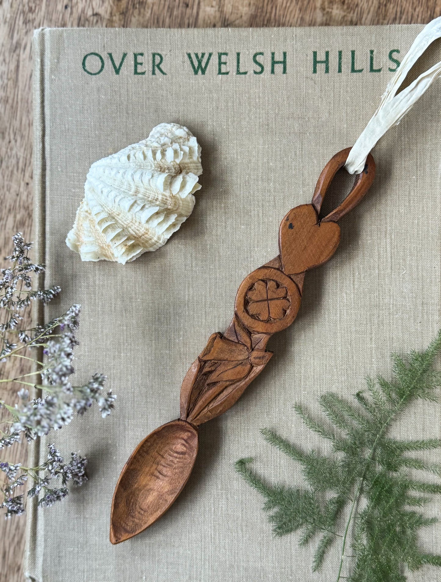 Cennin Pedr• Daffodil - Vintage Hand-Carved Welsh Love Spoon