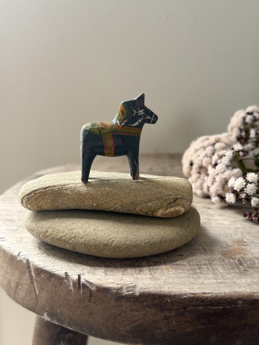 Vintage Miniature Handcarved Wooden Dala Horse – Swedish Folk Art Figure